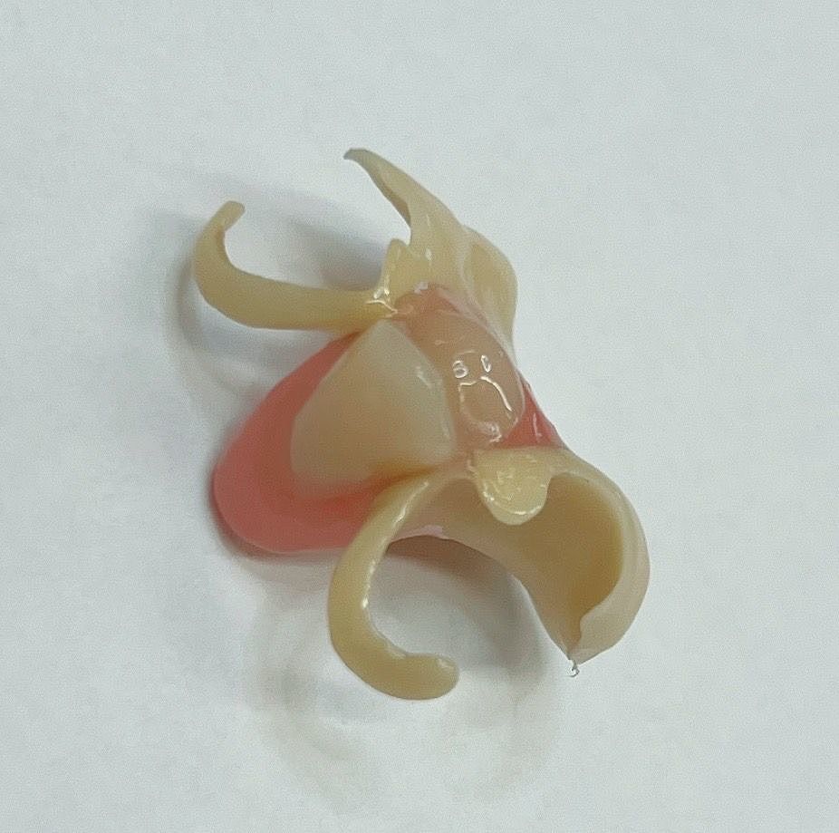 Zirlux ACETAL
